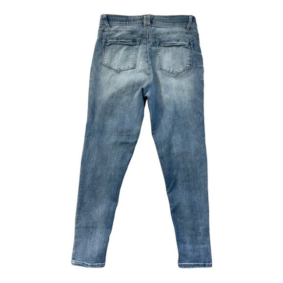 Democracy Women's Skyrise Ab-Solution Skinny Jeans Blue Light Wash Size 10 Denim - Picture 2 of 4